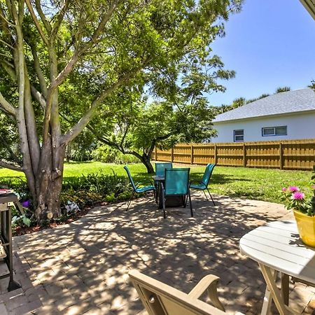 New Smyrna Beach Abode With Fire Pit, Walk To Beach! Villa Exterior foto